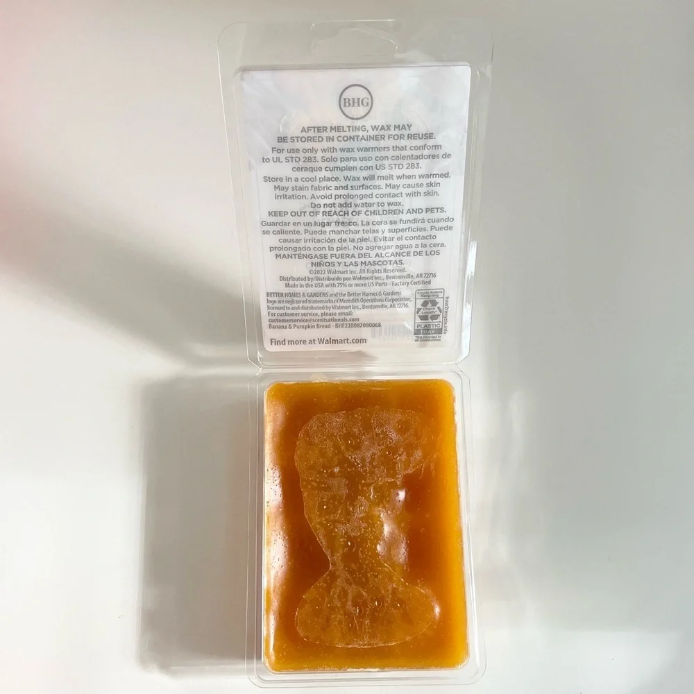 Better Homes & Gardens Banana & Pumpkin Bread Melting Wax Cubes 2-Pack Bundle - Picture 7 of 11